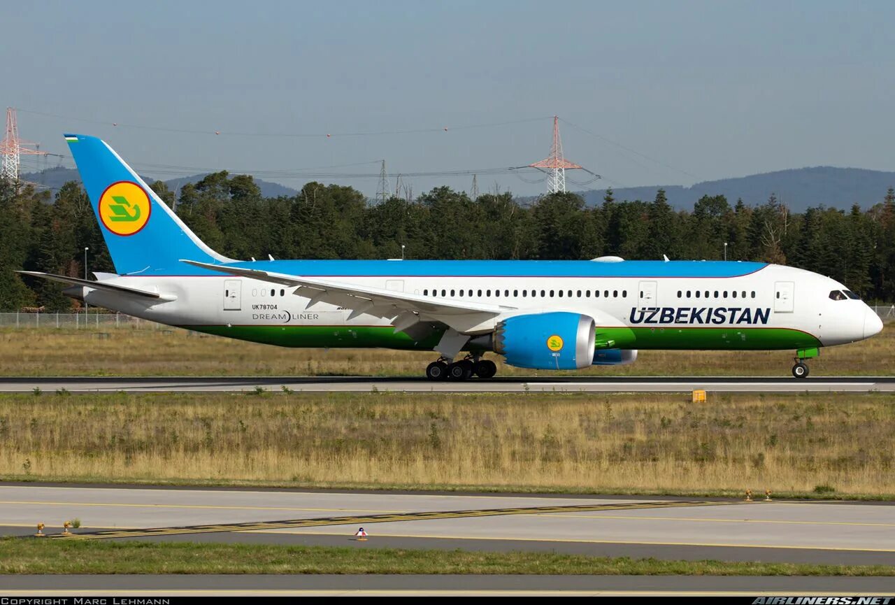 Дешевые авиабилеты узбекистан хаво. Боинг 787-8. Дримлайнер 787 Uzbekistan. Boeing 787 Uzbekistan Airways. Боинг 787-8 узбекские авиалинии.