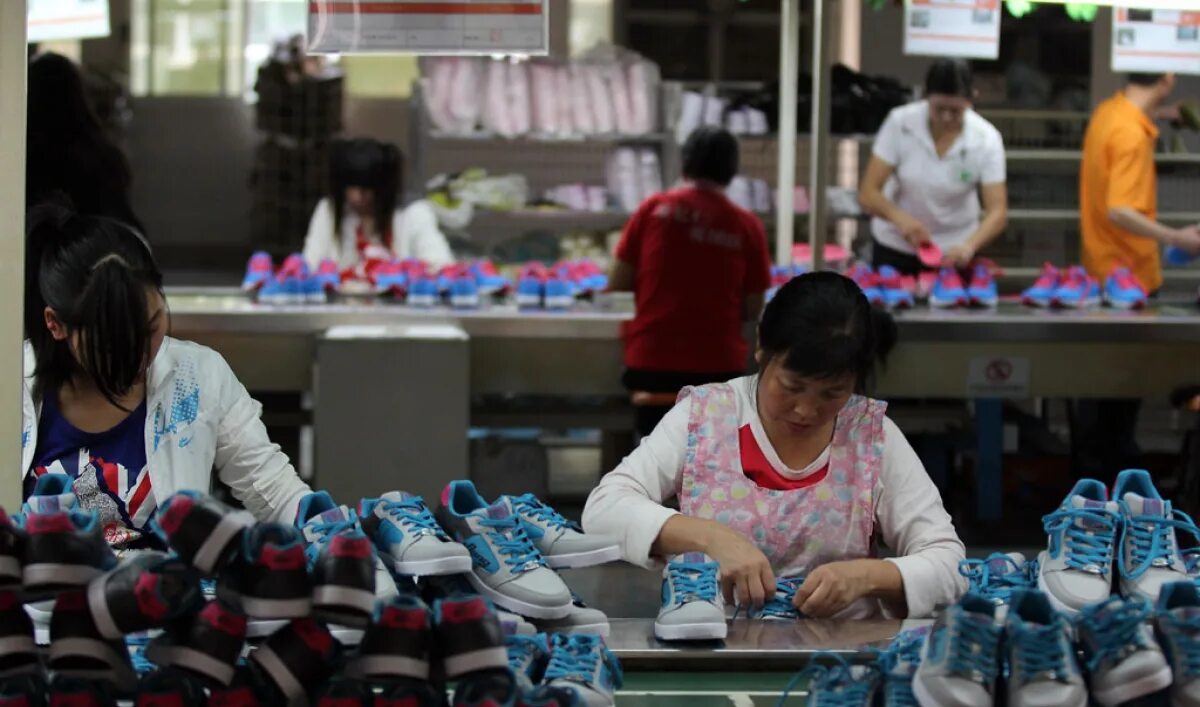 Базар (рынок). Вьетнамский рынок на фукуоке. Плавучий рынок азии. Юго восточная азия еда. Плавучий рынок дамноен садуак.