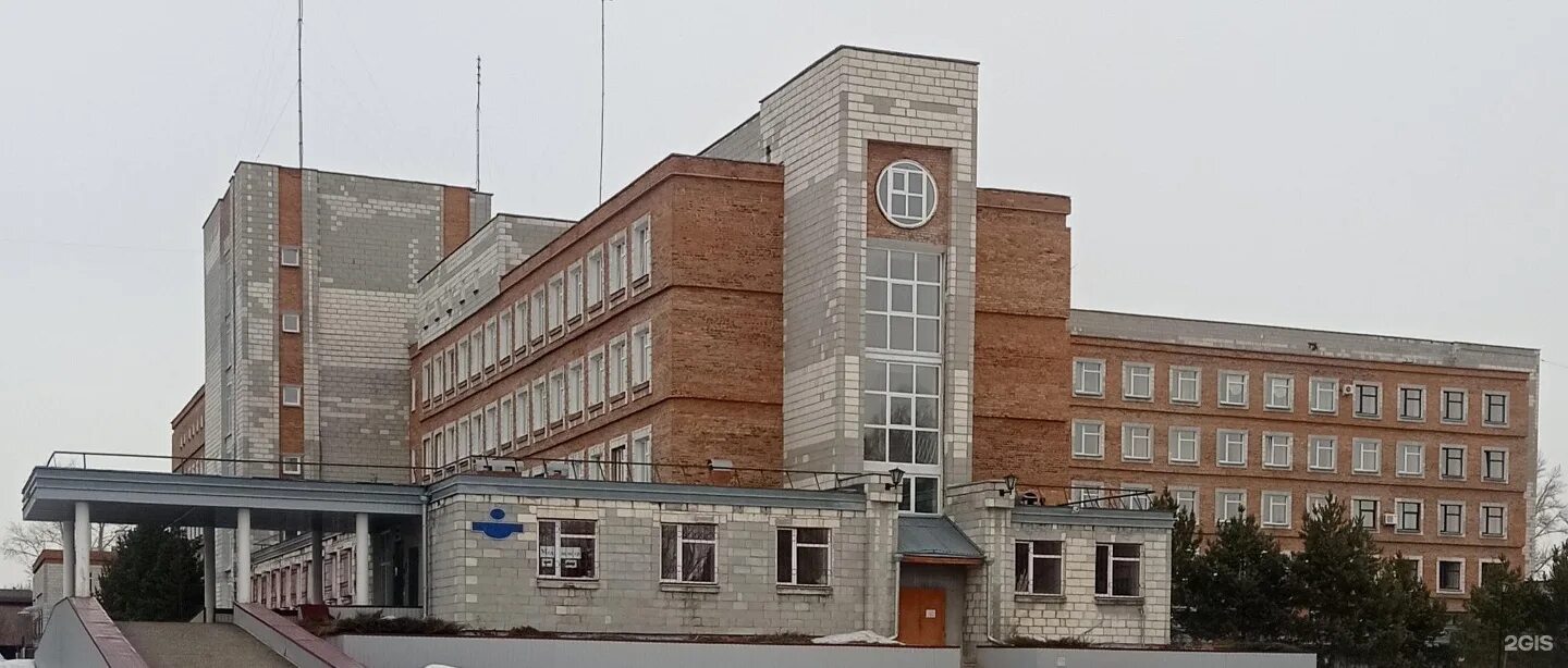 Омск здание госпиталя. Госпиталь ветеранов войн омск. Военный госпиталь омск. Госпитали города омска. Брянский гарнизонный военный госпиталь.