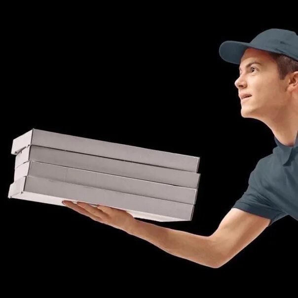 Вакансия курьер с личным автомобилем. Ночной курьер. Работа курьером ночью. Курьер озон. Курьер на черном фоне.