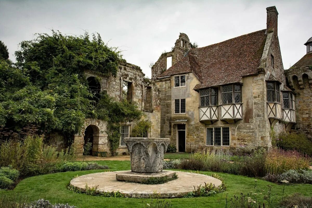 Девоншир на юго западе англии 8 букв. Замок скотни (scotney castle)/великобритания. замок скотни в графстве кент. сад англии графство кент. замок уолмер, графство кент, великобритания.