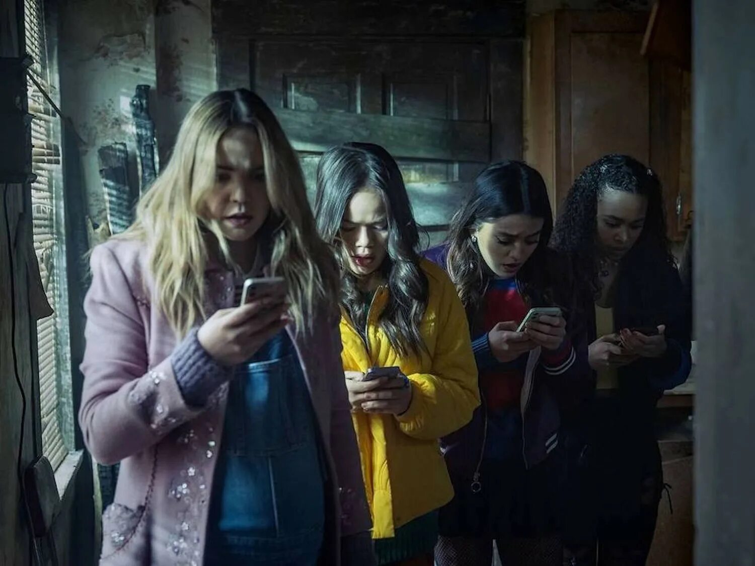 милые обманщицы летняя первородный грех