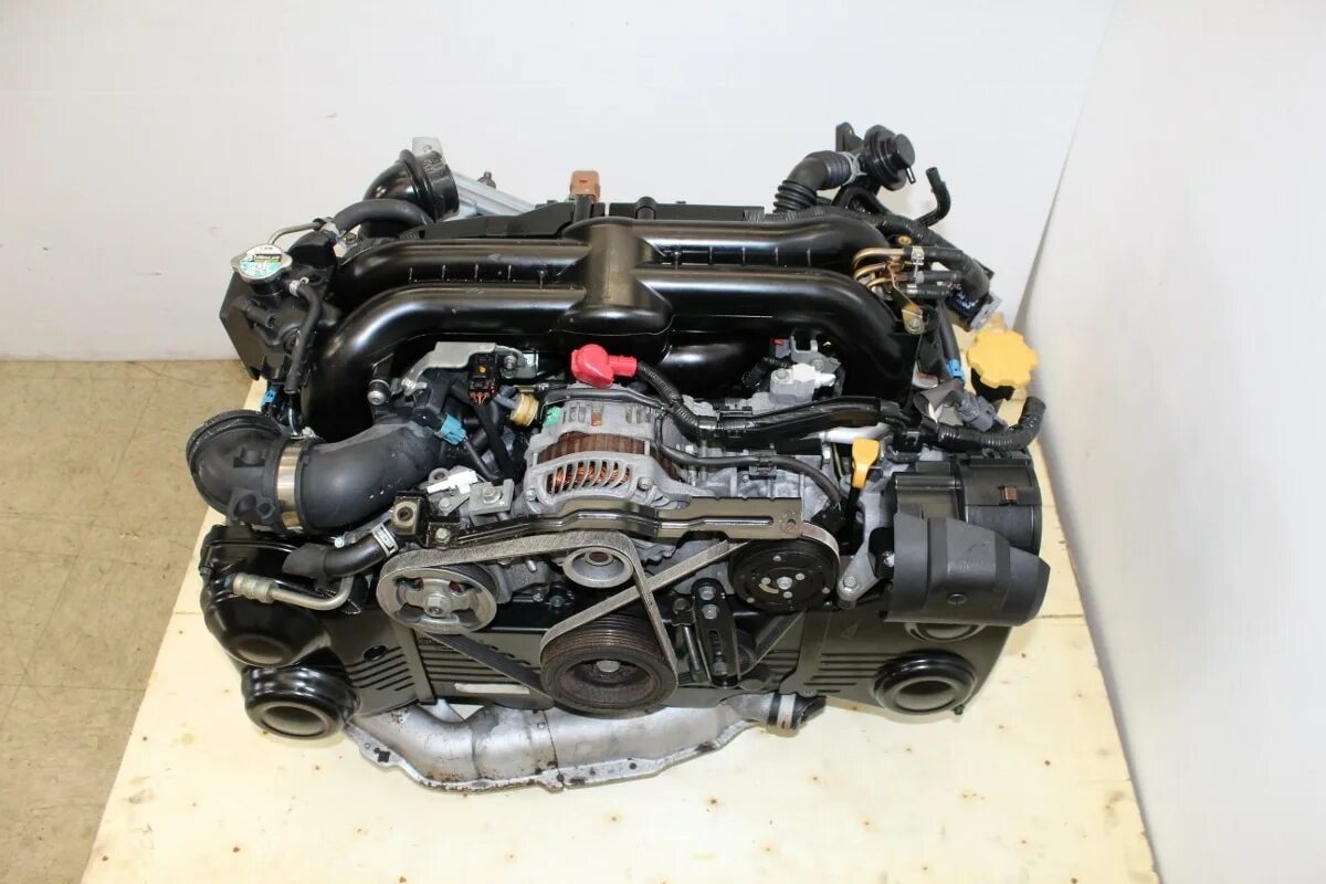 Ej20. Двигатель subaru ej255. Мотор ej255. Мотор ej255. Двигатель ej255 турбо акб.