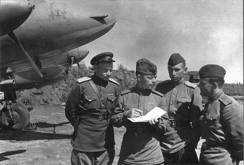 Петляков пе-2. Су-17 в афганистане. 47 ограп борисовский померанский. Витебский орап. Су-17м3 в афганистане.
