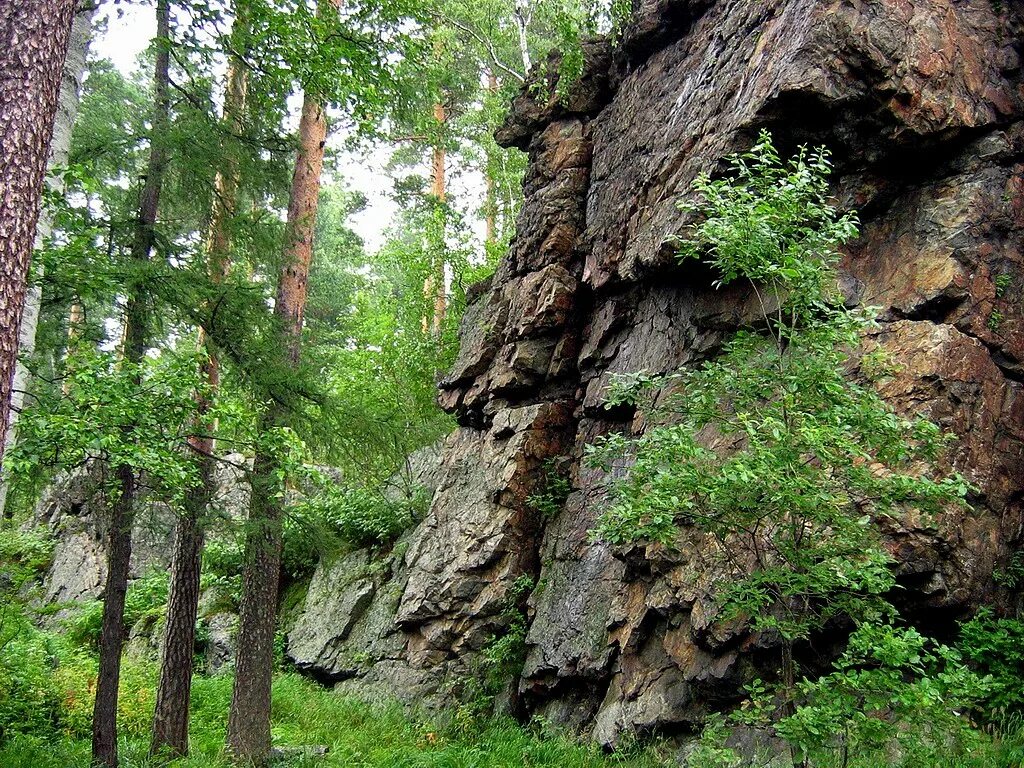уральские горы азов гора. азов гора полевской. азов гора бажов. азов-гора свердловская область. уральские горы азов гора.