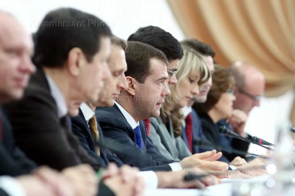 Заседание совета по спорту. Под председательством помощника президента России Игоря Левитина.