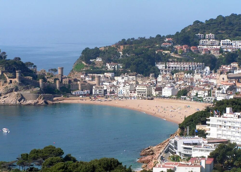 Tossa de mar испания. Тоссе де маре. Tossa de mar испания. Тоссе де маре. Коста брава.