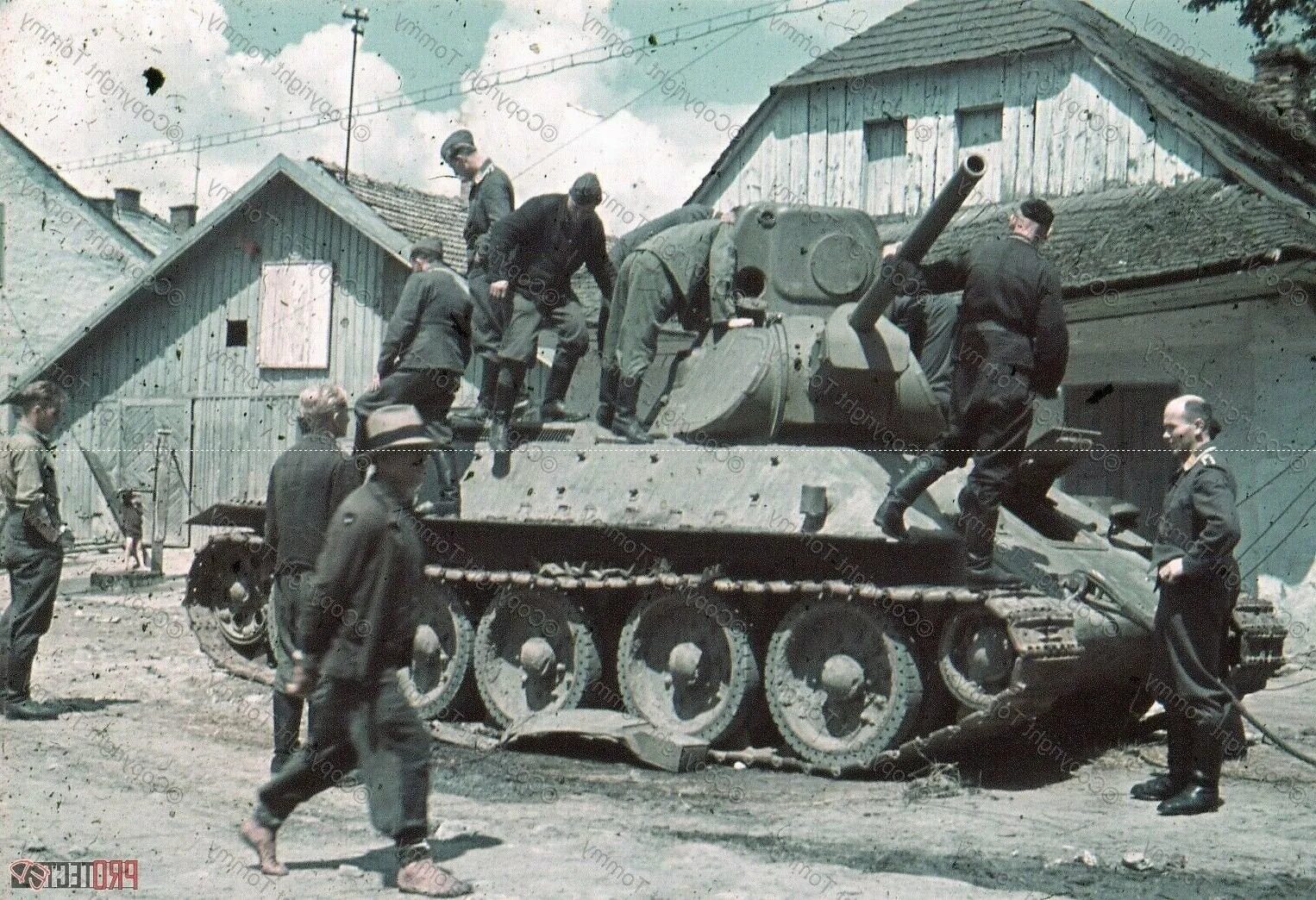 Дубно сражение 1941. Битва дубно луцк броды. битва за дубно луцк броды 1941. сражение за дубно т34. сражение в районе дубно - луцк - броды.