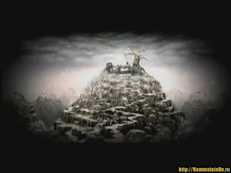 Rammstein sonne official video обложка. раз и светит солнце рамштайн на русском. Sonne обложка. Sonne обложка. Rammstein sonne обложка.