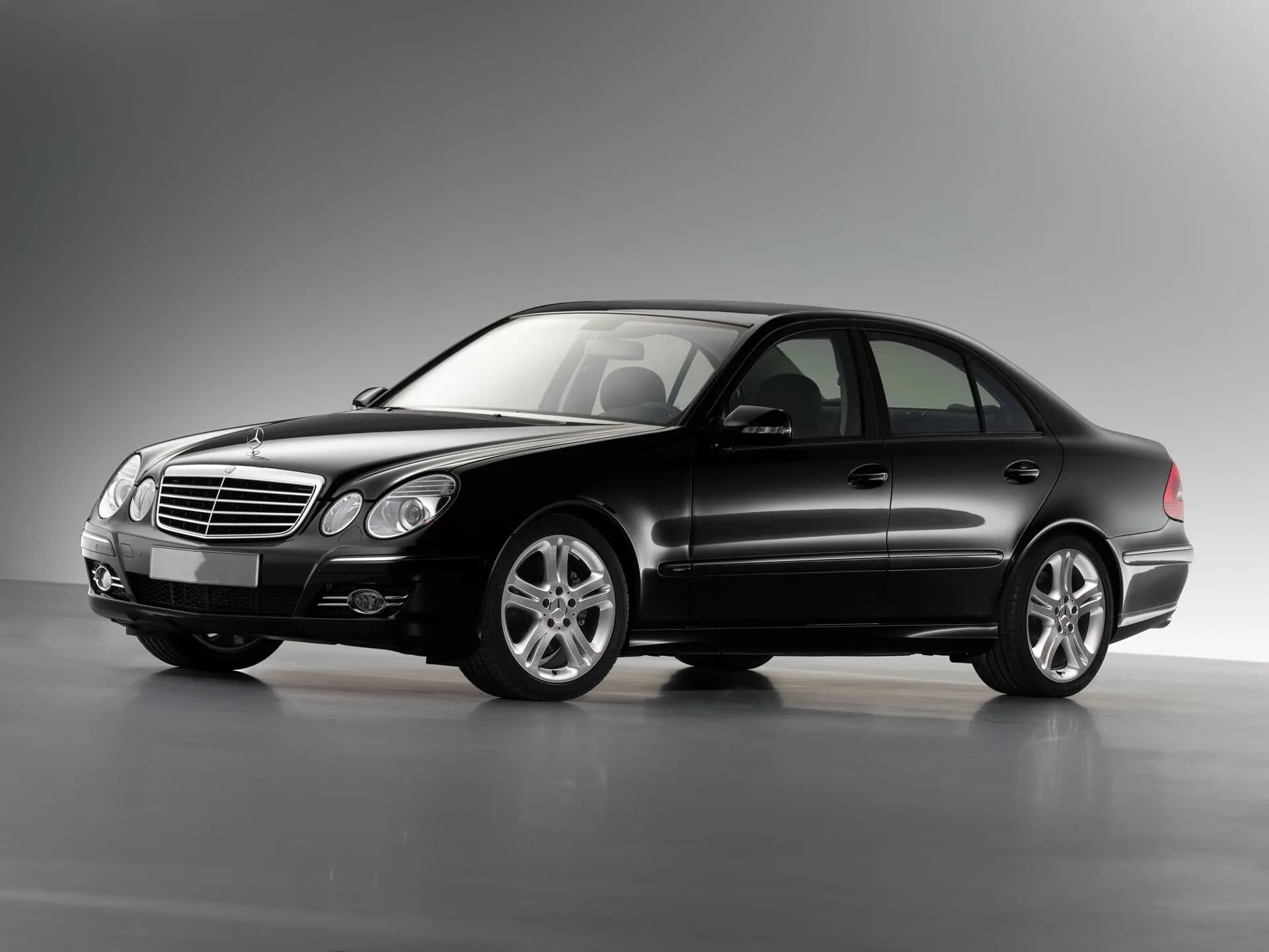 Авито купить е класс. Mercedes-Benz w211. Mercedes Benz e class w211. Мерседес w211 e200. Mercedes Benz 211.