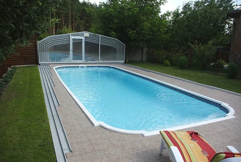 Строительство бассейнов метров. Бассейн во дворе. Строительство бассейнов метров. Бассейн 3 на 3. Строительство бассейнов метров.