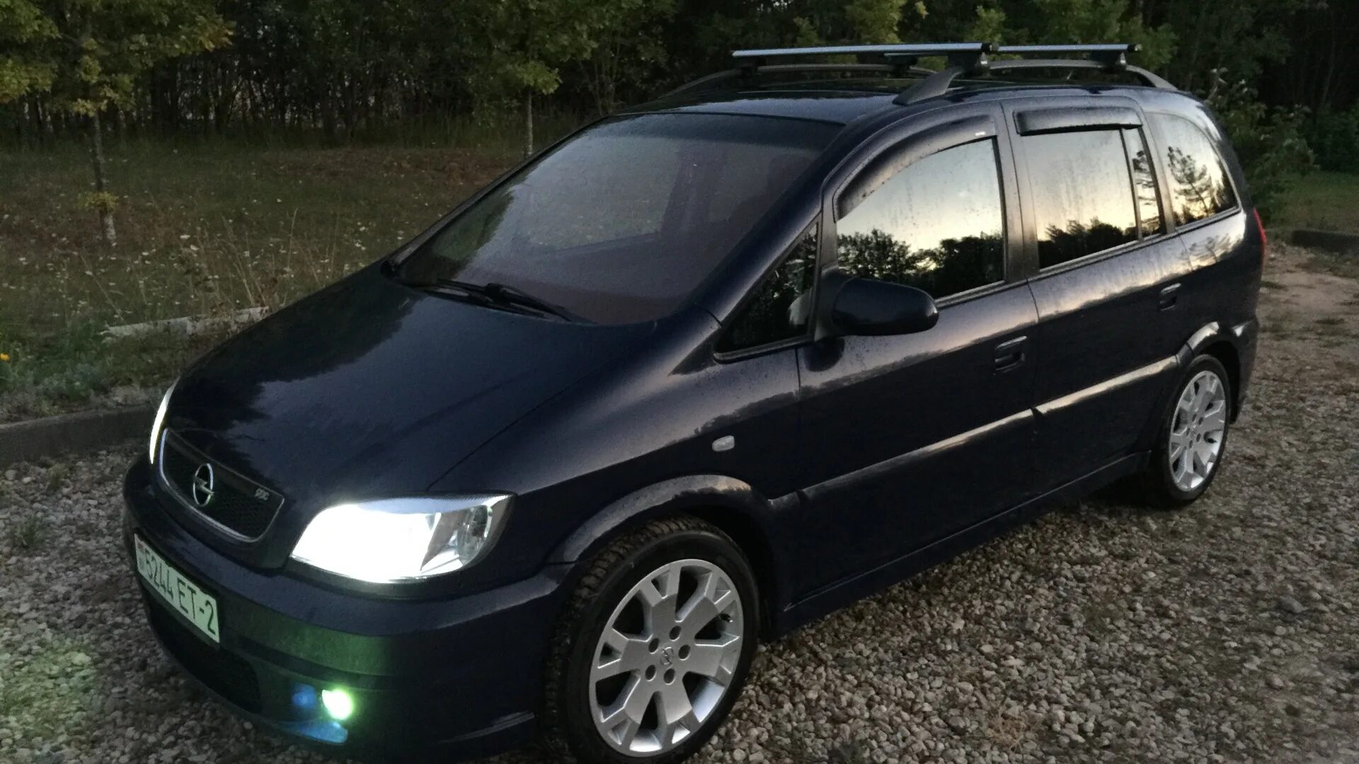 Opel Zafira a 2.2 2002. Opel Zafira 2002 Tuning. Опель Зафира ОПС 2002. Опель Зафира 2000 черный. Зафира 2 дизель купить