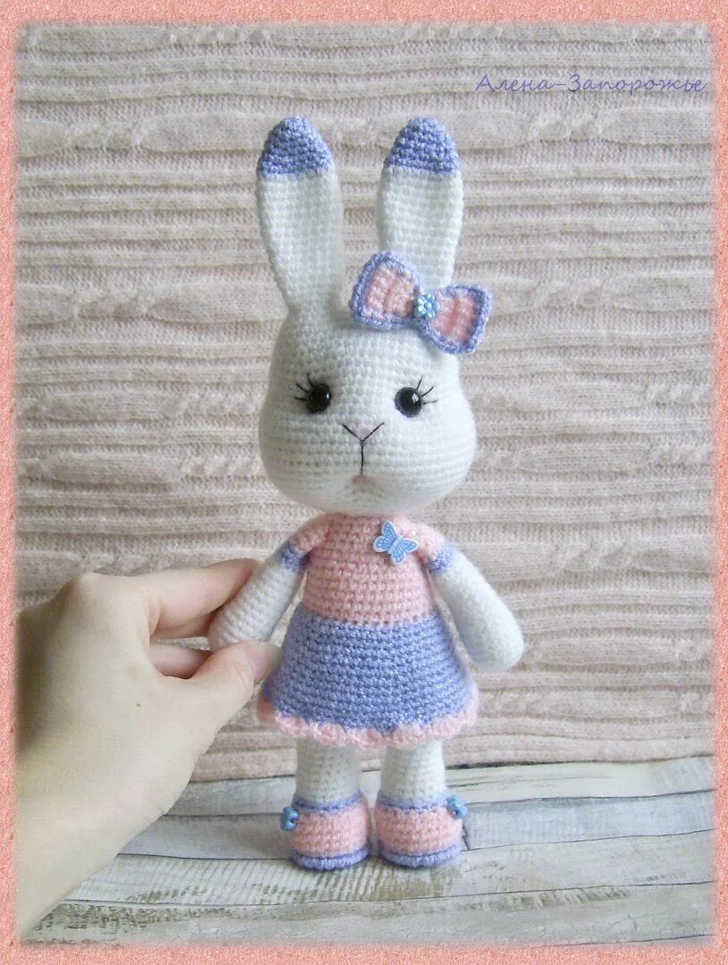 Вязаные игрушки марины. Вязание марины чучкаловой. Вязаные чудеса марины чучкаловой. Вязаные куклы. Вязаная игрушка барашек.