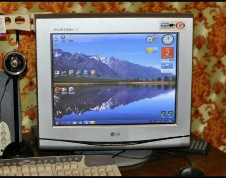 8. Настройка lg flatron. Монитор lg 1751. Lg flatron f700p. Настройка lg flatron.
