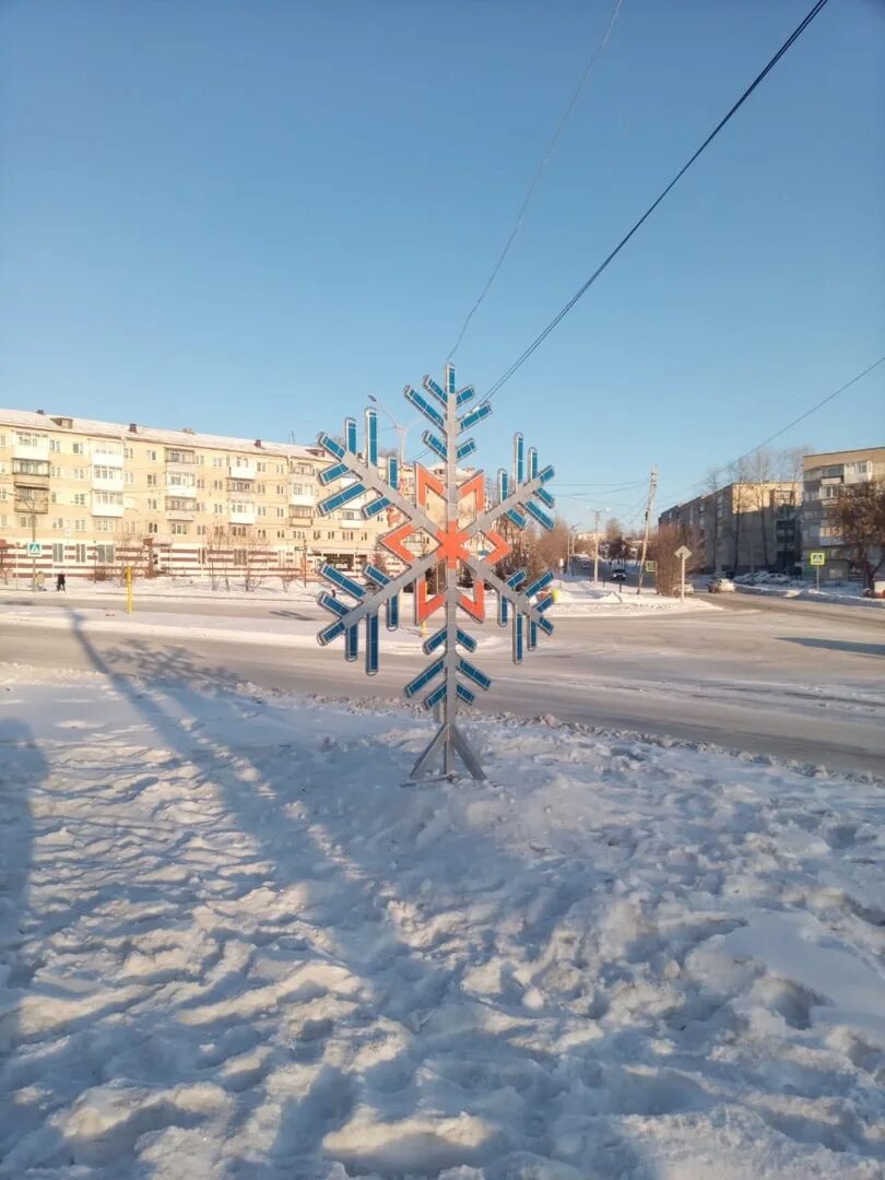 Погода в сатке сегодня. Климат Сатки. Погода в Сатке. Гигантская Снежинка 1987 год. Погода в Сатке на 10 дней.