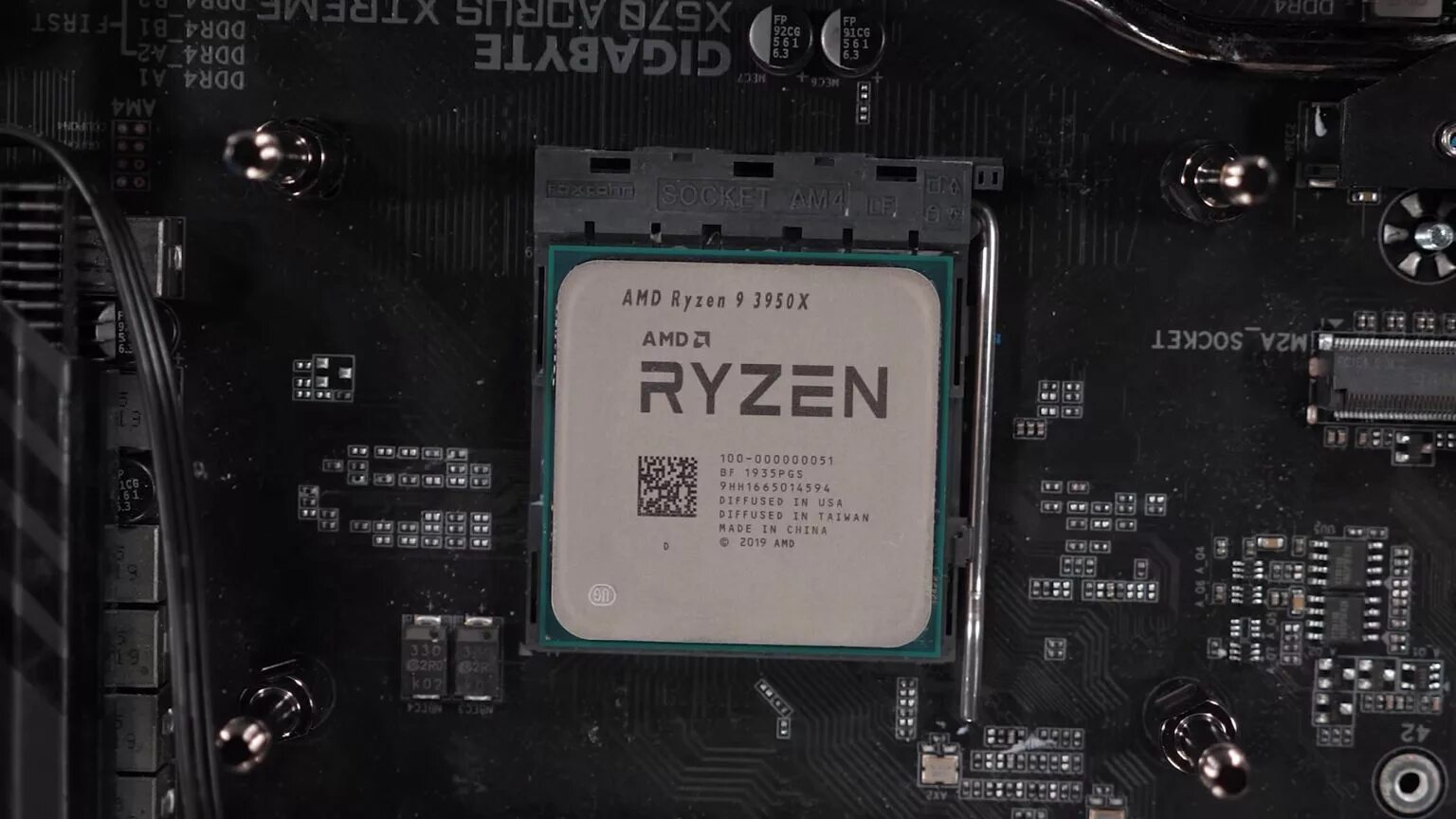 Ryzen 9 какой лучше. R9 3950x. 3950x ryzen. ryzen 7 3950h. ryzen 9 3950.