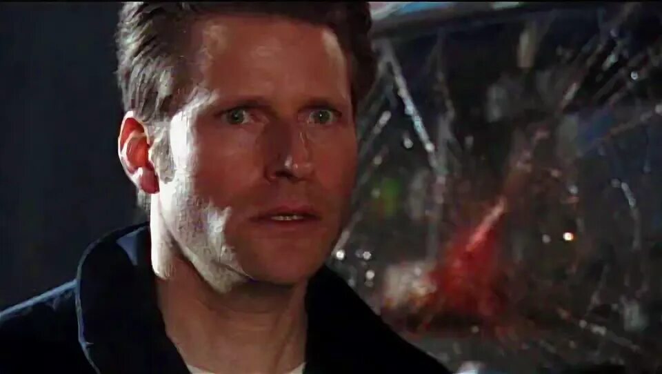 саймон говорит. криспин гловер саймон говорит. саймон говорит. саймон сказал игра. саймон говорит.