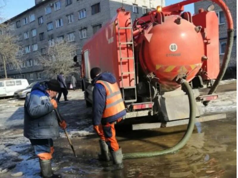 Сайт водоканала великий новгород. Новгородский Водоканал Великий Новгород. МУП Новгородский Водоканал фото. МУП Новгородский Водоканал Великий Новгород фото здания. Новгородский Водоканал техника.