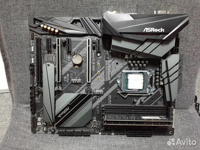 Asrock z390 extreme4. Z390 extreme 4. ASROCK lga1151v2 z390 extreme4. Материнская плата z390 extreme4.