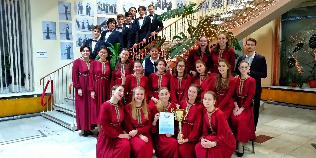 студия рондо. хор рондо. средний хор спб рондо. культурно-досуговый центр рондо в новом девяткино народный хор. молодёжный хор спб рондо.