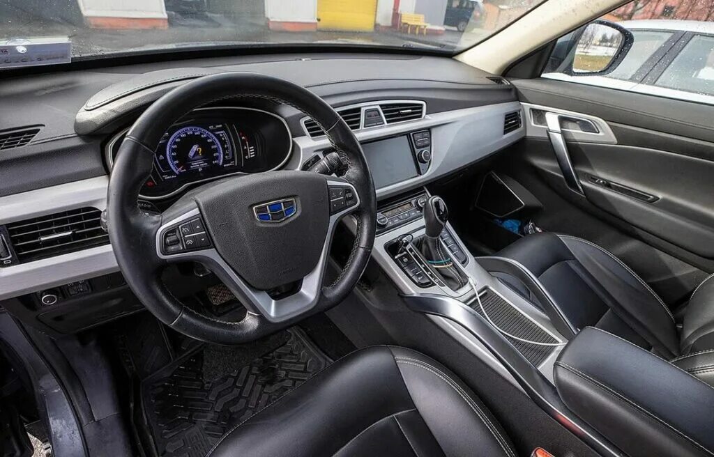 Почему geely atlas