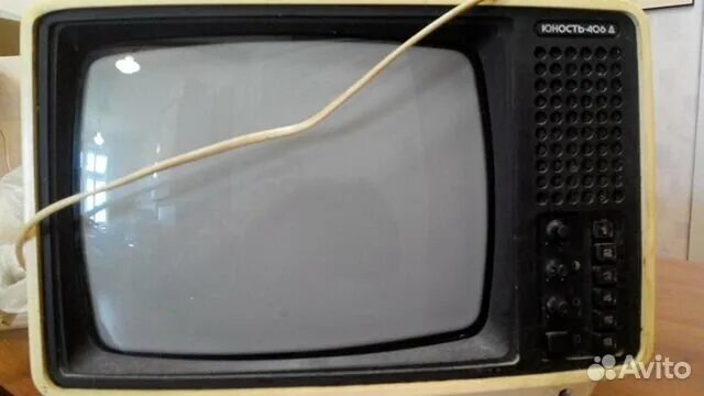 Авито екатеринбург телевизор. Телевизор Фунай 1400а. Телевизор Фунай 51 см. Телевизор Funai 1990. Funai телевизор кинескоп.