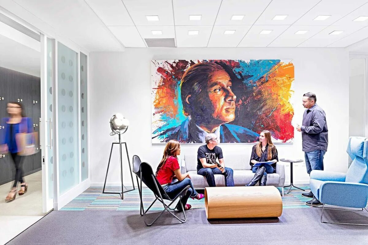 дизайнер наружной рекламы. яркая креативная реклама. креативное пространство. логотип для магазина бижутерии. картинки креатив.