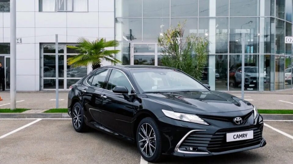 5. Тойота камри 2021. 5. Камри 2021 год 2. Toyota camry 2021 белая.