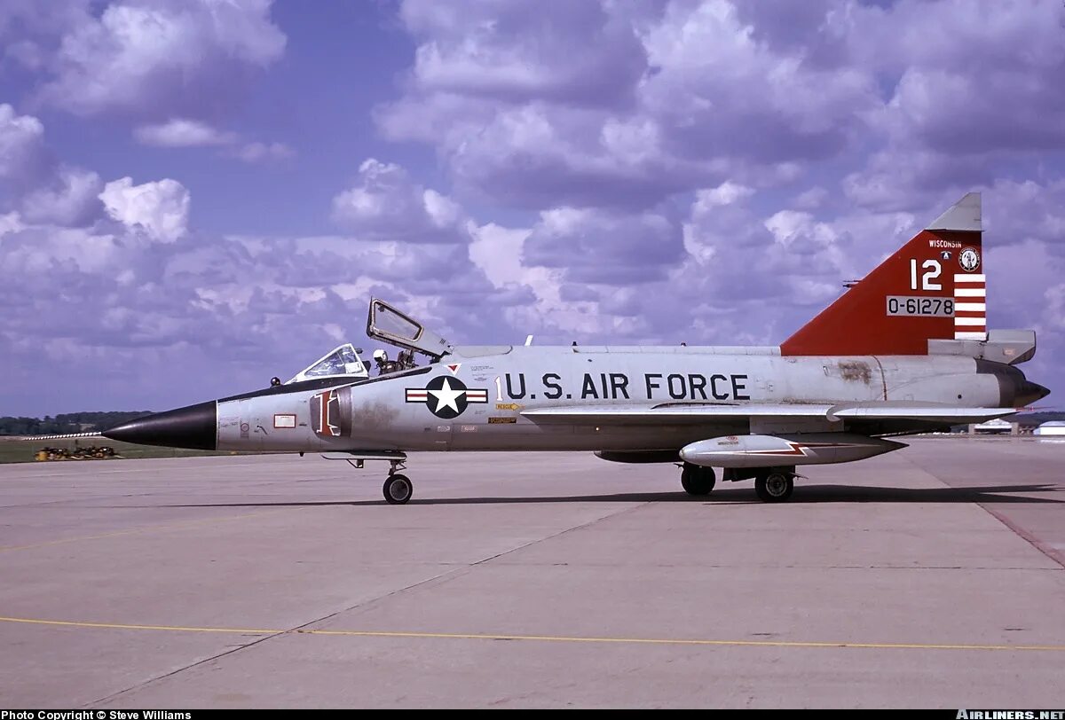 Convair f-106. ф 102 истребитель. F 102. F 102. Convair f-102 delta dagger.