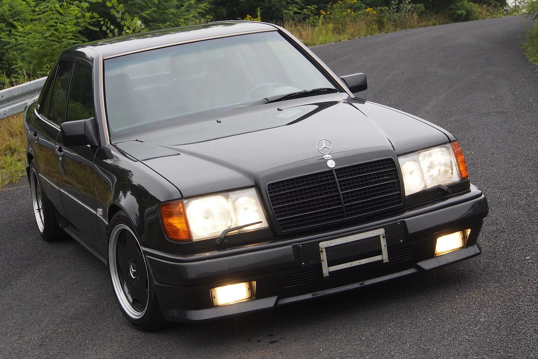 Mercedes w124 1992. Mercedes 124 AMG. Mercedes 400e w124. Mercedes 124 1992. Купить мерседес бенц 124