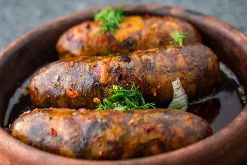 Купати. Купаты из индейки. Колбаски на мангале. Колбаски по грузински. Грузинская кухня купаты.