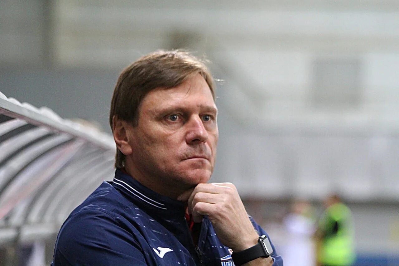 Тренер манчестер сити пеп гвардиола. Тренер сборной команды по футболу россии. Карпин. Пеп гвардиола. Тренер какой команды.