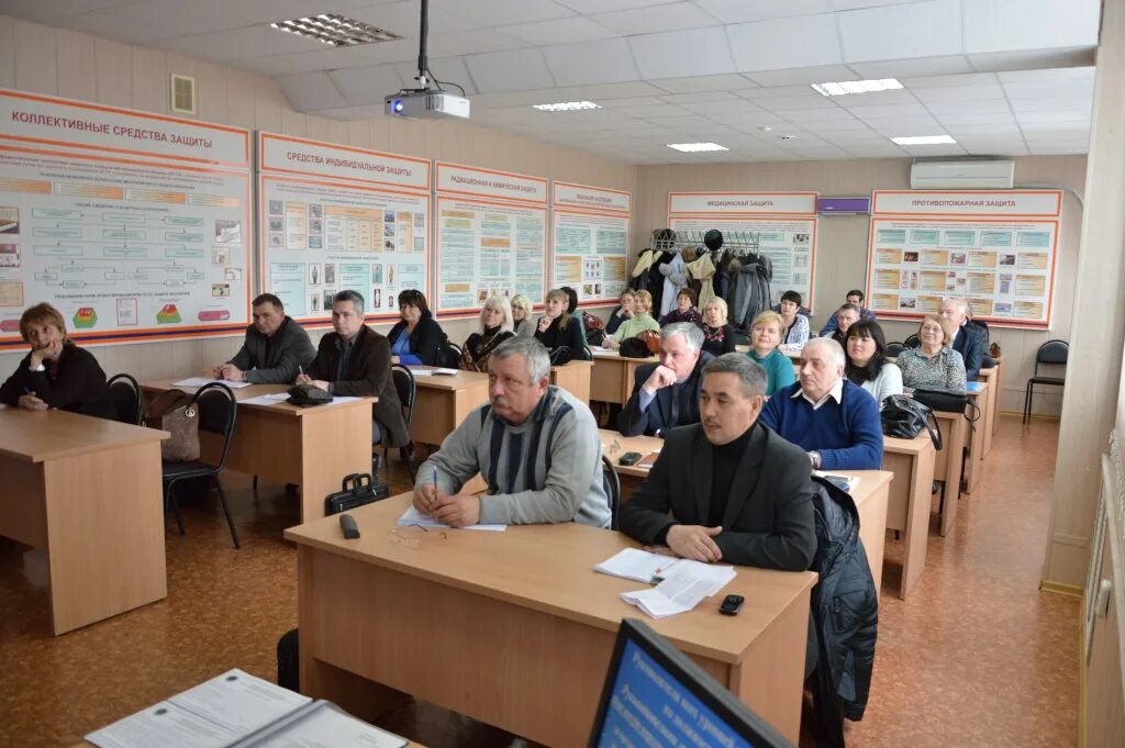 Гбоу умц. УМЦ ГОЧС. УМЦ ГОЧС Москвы. Подготовка населения к ЧС. УМЦ Волгоград ГОЧС.