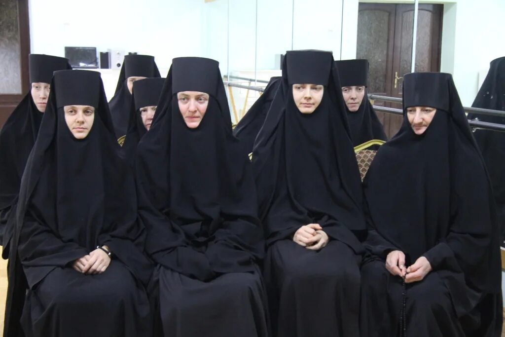 Зачатьевский монастырь монахини. Игумения антония боголюбский монастырь. Как называется женский монастырь. Монастырь в атамановке чита. Алагирский женский монастырь монахини.