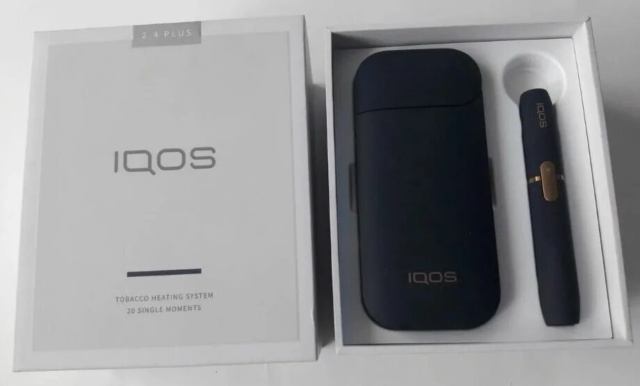 Айкос мигает белым. Электронная сигарета айкос 2.4. iqos 2.4 plus черный. комплект iqos 2.4 plus. iqos 2.4 protect plus.