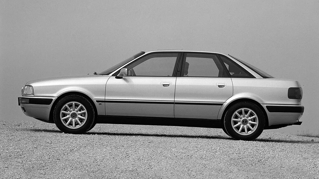 Ауди оцинкованная. Audi 80 b4 сбоку. Ауди 80 b3 сбоку. Ауди 80 б4 сбоку. Ауди 80 б3 сбоку.