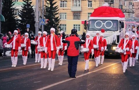 Парад сценарий
