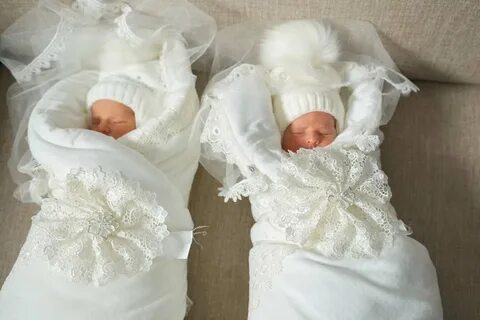 В чем выписывают маленьких