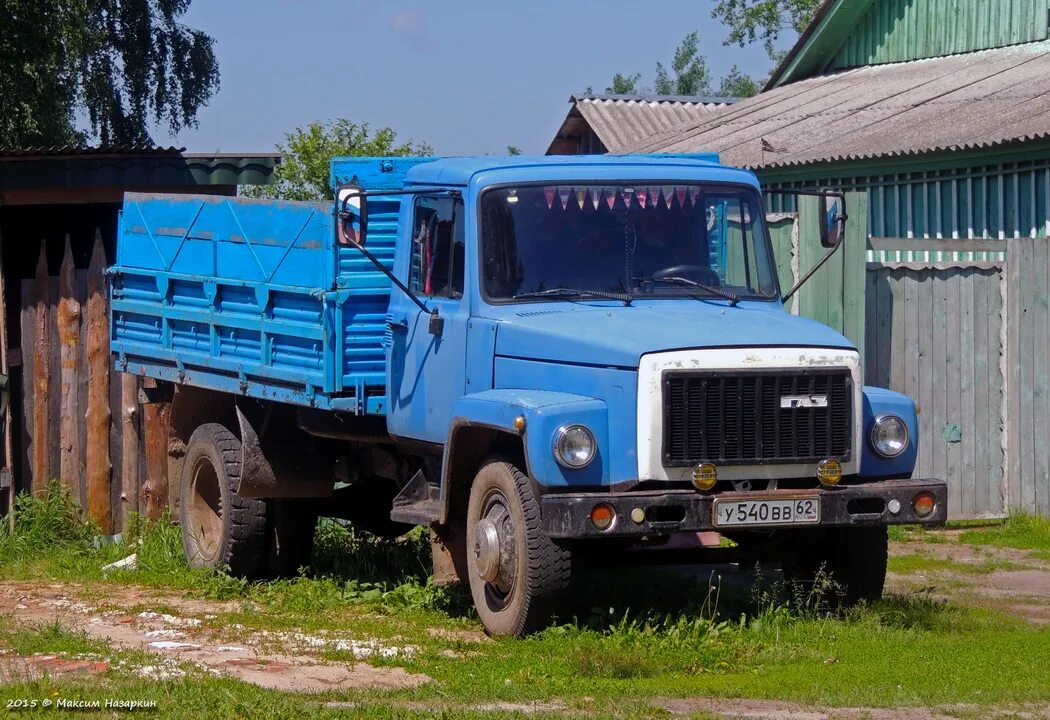 Двойной бампер газ 3307. Газ 3307 бортовой. Газ-3307 самосвал. Газ 3307 омск. Газ 3307 с прицепом.