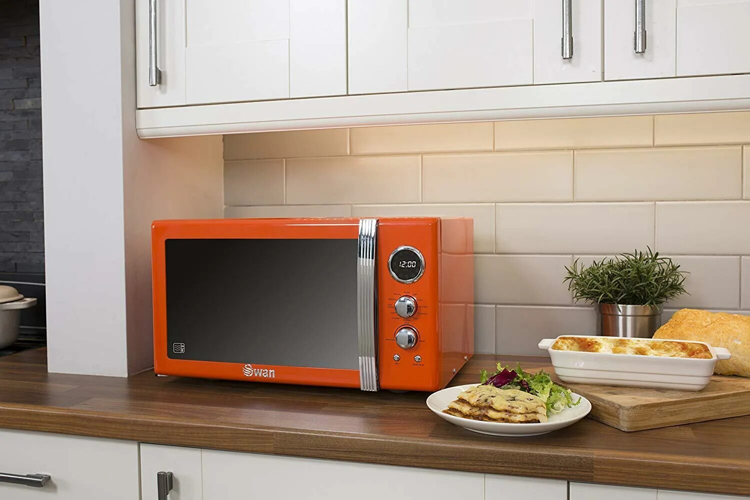 Микроволновая печь Hofmann HMW-720ss. Микроволновая печь Microwave Oven. Микроволновка в интерьере кухни. Микроволновая печь в интерьере кухни.