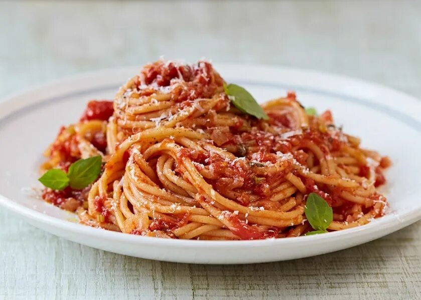 Настоящая итальянская паста в томатном соусе! Простой и вкусный рецепт! - YouTub