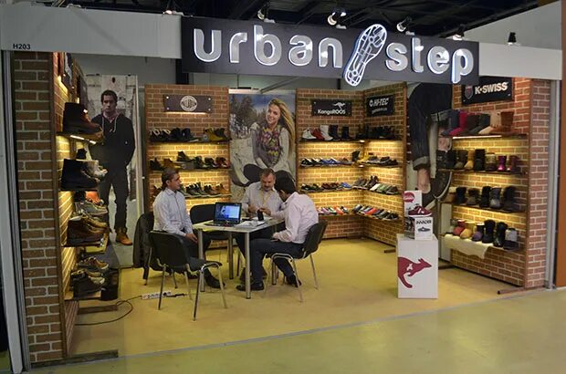 Urban step. Urban step домодедово. магазин обуви урбан степ. урбан магазин. urban step обувь.