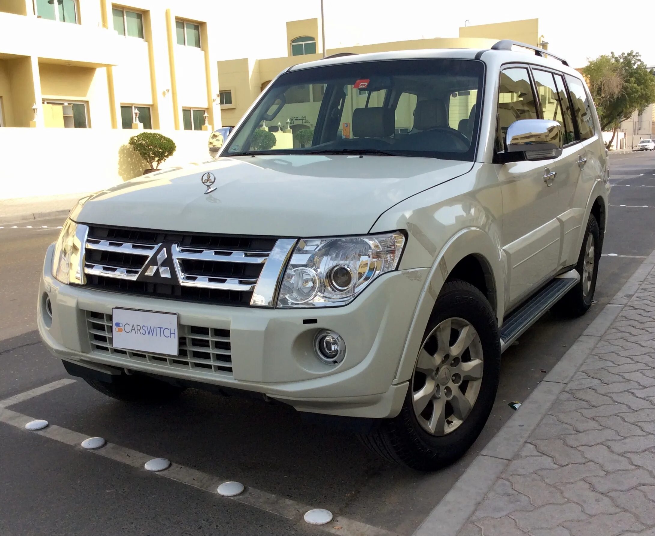 Мицубиси паджеро 2014. Mitsubishi Pajero 2014 года. Новая Митсубиси Паджеро 2014.