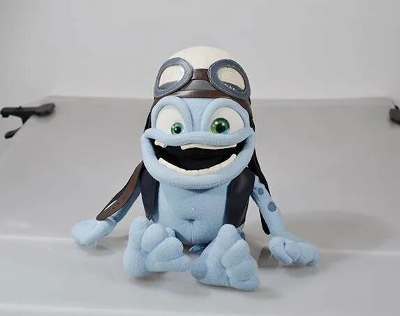 Crazy Frog игрушка. Crazy Frog брелок. Crazy Frog фигурка. Игрушка- статуэтка “Crazy Frog”.