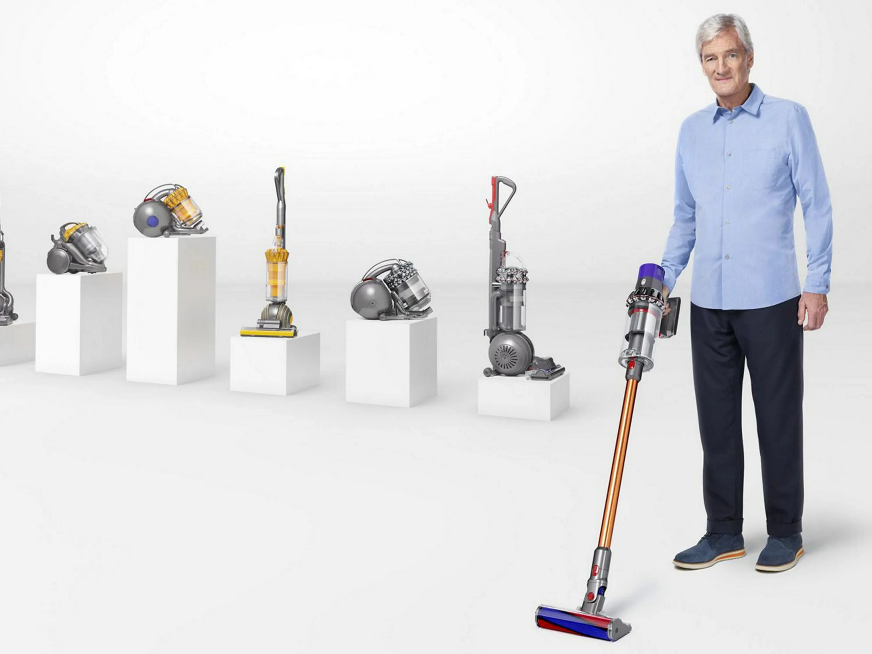 Купить новый дайсон. Дайсон v10. Dyson 1993. Дайсон v9/10. Dyson v10 коробка.