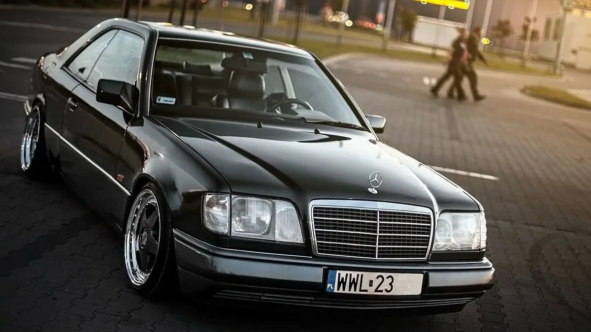 W124 coupe. Мерседес w124. Мерседес w124 купе. Mercedes Benz w124 Coupe. Мерседес Бенц w124 купе.