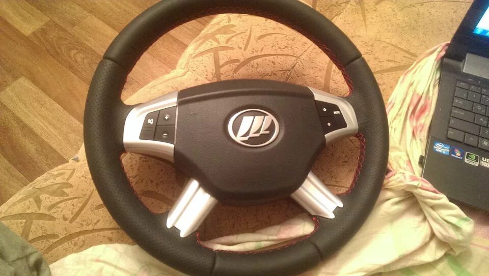Лифан солано обшивка руля. Оплетка на руль лифан солано 620. Руль лифан х60 перешив. Руль lifan solano спорт. Руль лифан солано 2 мультируль.