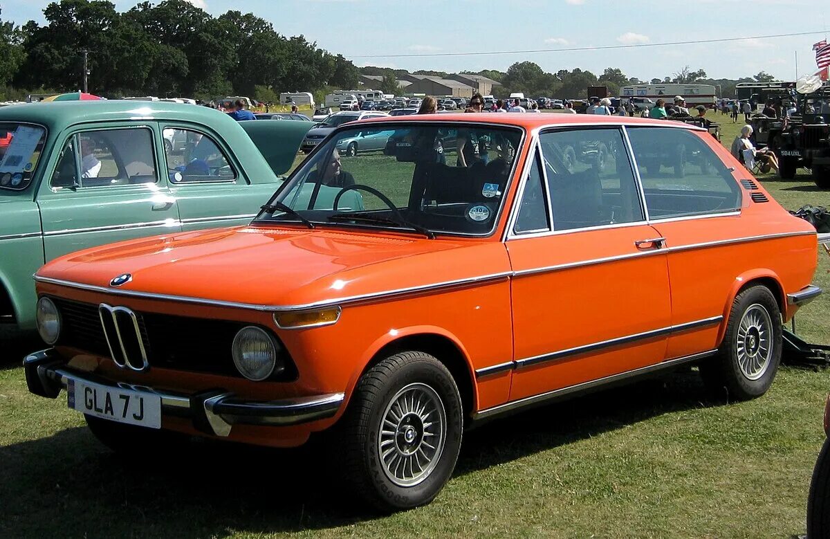 Bmw 2000 года. BMW 2000 Touring. BMW 1974. БМВ 2000 Е 121. БМВ 1974 года.