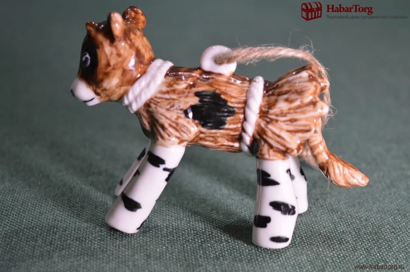 корова игрушка пластиковая. поделка в сад символ года бык к новому году. делаем бычка. копилка бычок из папье маше. бык из пробок от шампанского.