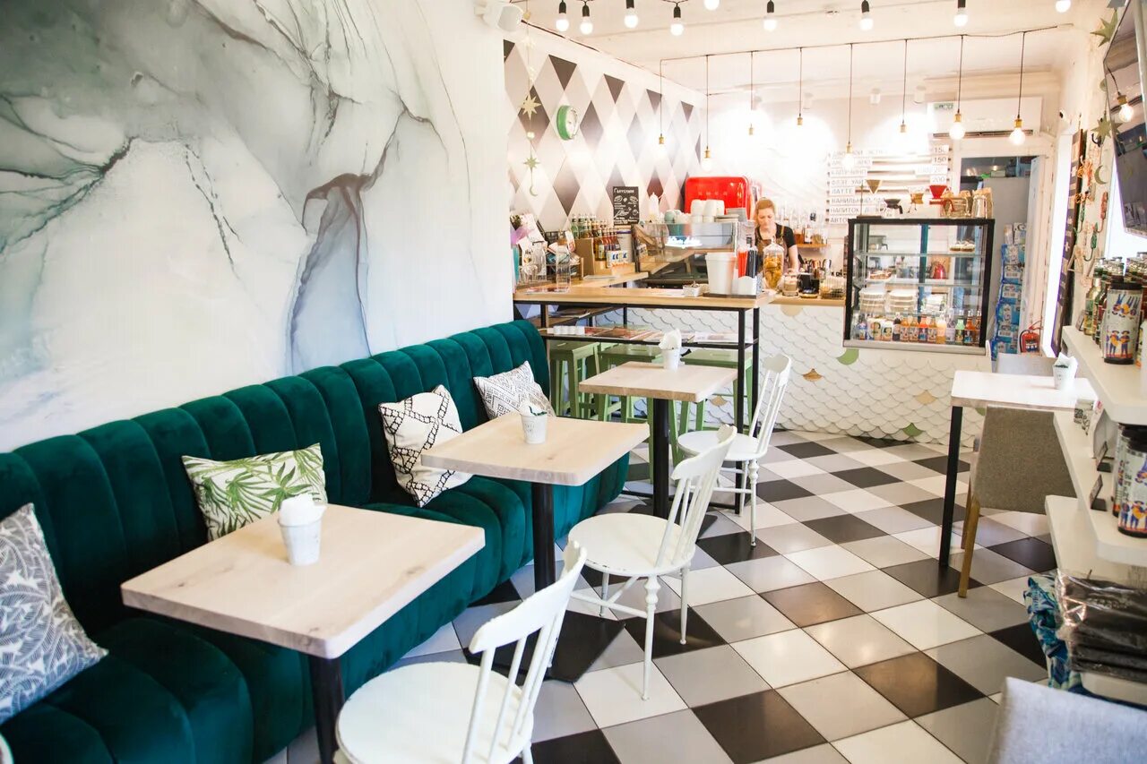 Кофейня владивосток. Кофейня пена дней владивосток. пена кафе владивосток. кафе рядом. кафе владивостока уютное.